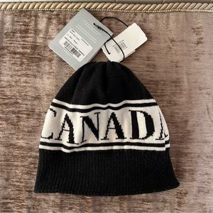 NWT Canada Goose Beanie Hat Youth Kids